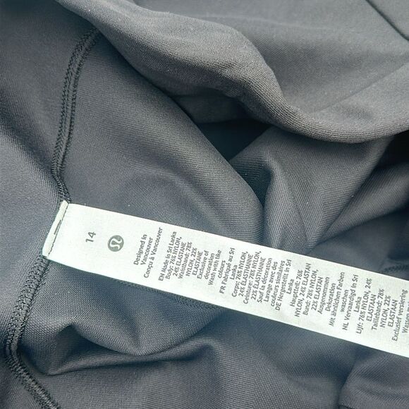 Lululemon SenseKnit Running High-Rise Short 10" Black size 14 NWT - Picture 6 of 7